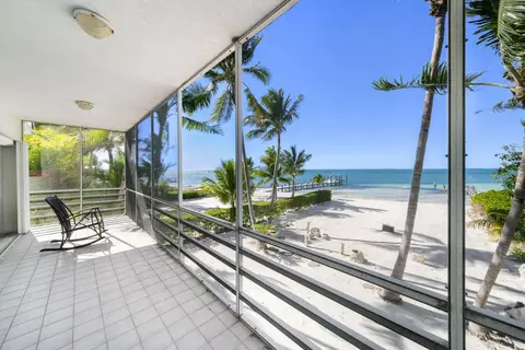 View/Area - 218 Gulfview Dr, Islamorada, FL 33036 photo 10 of 19