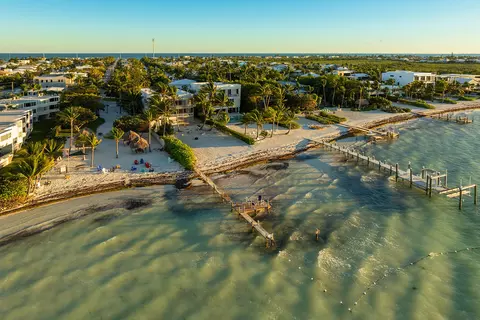 View/Area - 218 Gulfview Dr, Islamorada, FL 33036 photo 13 of 19
