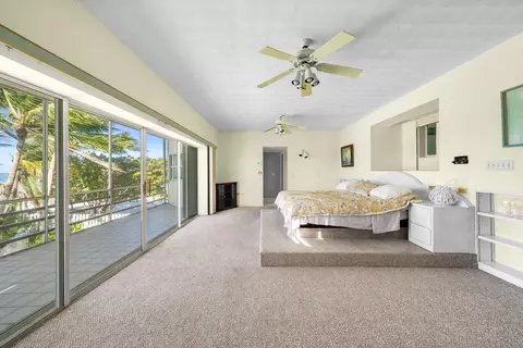 Bedroom - 218 Gulfview Dr, Islamorada, FL 33036 photo 2 of 4