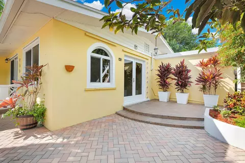 1875 109th Street Gulf #B, Marathon, FL 33050