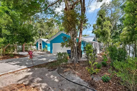 Exterior - 461 Barracuda Blvd, Key Largo, FL 33037 photo 7 of 9