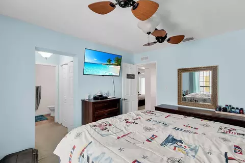 Bedroom - 335 25th St #335, Marathon, FL 33050 photo 3 of 7