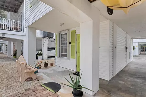 Exterior - 335 25th St #335, Marathon, FL 33050 photo 11 of 11