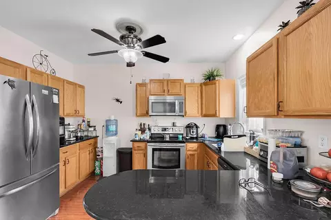 Kitchen - 335 25th St #335, Marathon, FL 33050 photo 2 of 2