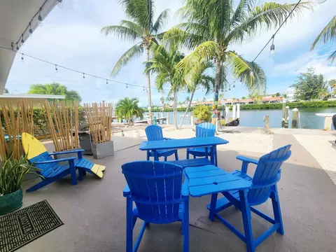 25 7th St, Key Colony, FL 33051