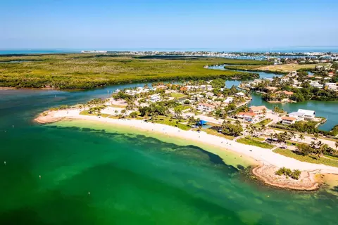 411 Calle Limon, Marathon, FL 33050