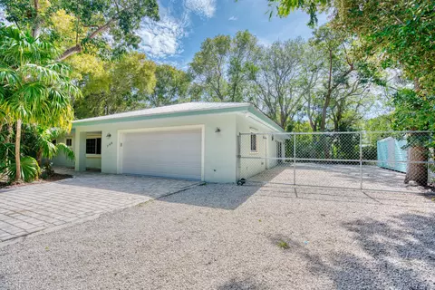 749 Oceana Ave, Key Largo, FL 33037