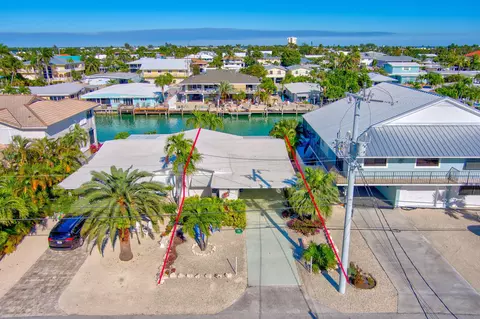 540 11th St, Key Colony, FL 33051