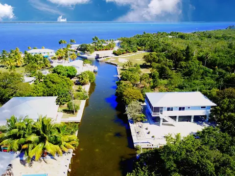 30613 Winifred St, Big Pine Key, FL 33043