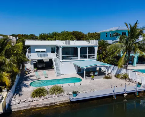310 Woods Ave, Tavernier, FL 33070