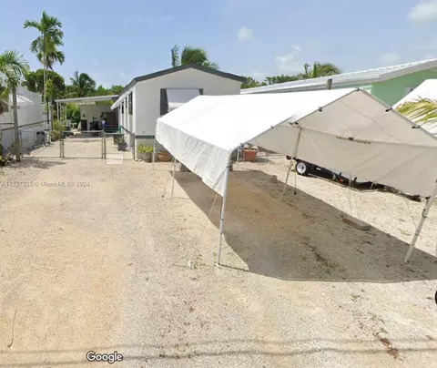 456 Bowie Ln, Key Largo, FL 33037