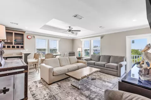 Living - 119 Avenue D #B, Marathon, FL 33050 photo 5 of 7