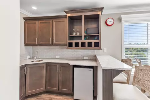 Kitchen - 119 Avenue D #B, Marathon, FL 33050 photo 6 of 6