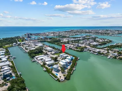 View/Area - 119 Avenue D #B, Marathon, FL 33050 photo 3 of 6