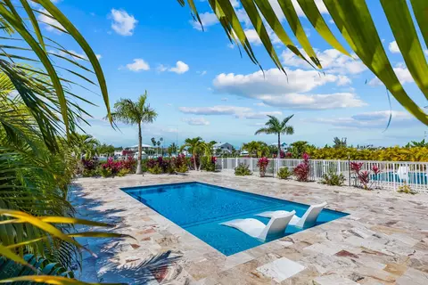 Exterior - 119 Avenue D #B, Marathon, FL 33050 photo 15 of 21