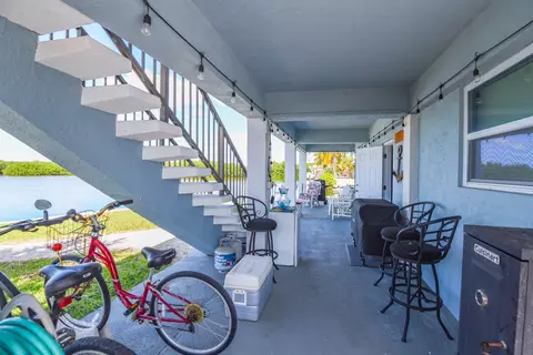 Exterior - 30325 Eagle Ln, Big Pine Key, FL 33043 photo 11 of 15