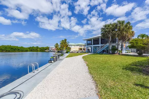 View/Area - 30325 Eagle Ln, Big Pine Key, FL 33043 photo 14 of 15