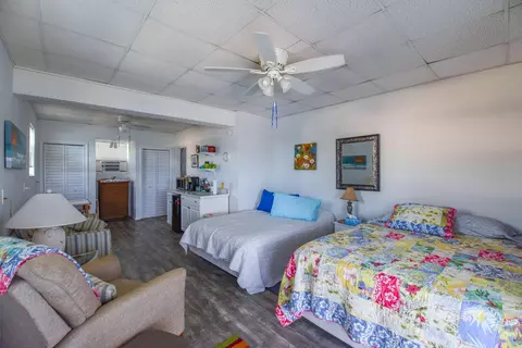 Bedroom - 30325 Eagle Ln, Big Pine Key, FL 33043 photo 6 of 8