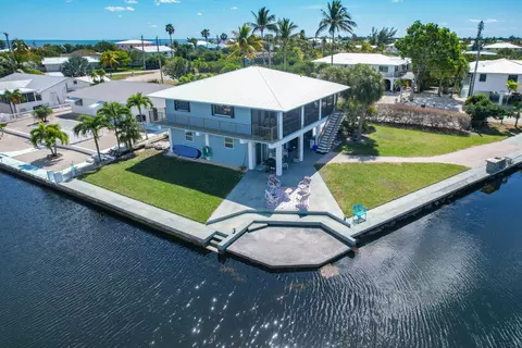 30325 Eagle Ln, Big Pine Key, FL 33043