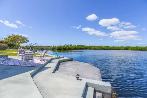 Exterior - 30325 Eagle Ln, Big Pine Key, FL 33043 photo 4 of 15