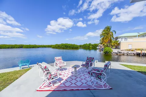Exterior - 30325 Eagle Ln, Big Pine Key, FL 33043 photo 3 of 15
