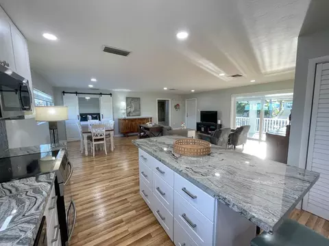 Kitchen - 785 W 63rd Street Ocean Rd, Marathon, FL 33050 photo 2 of 2