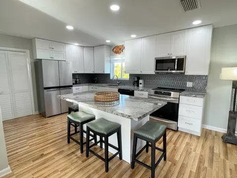 Kitchen - 785 W 63rd Street Ocean Rd, Marathon, FL 33050 photo 1 of 2