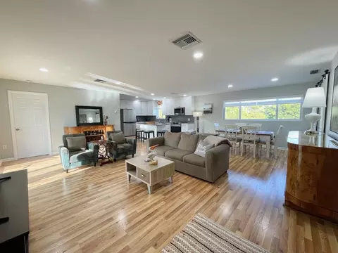 Living - 785 W 63rd Street Ocean Rd, Marathon, FL 33050 photo 1 of 1