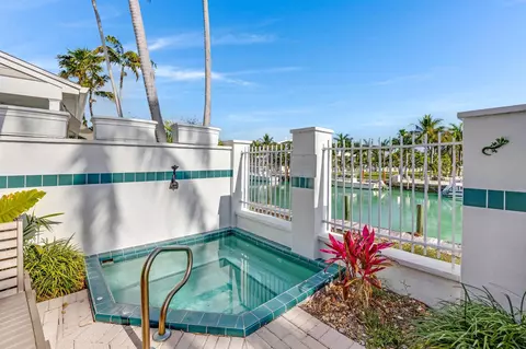 7036 Harbor Village Dr, Duck Key, FL 33050