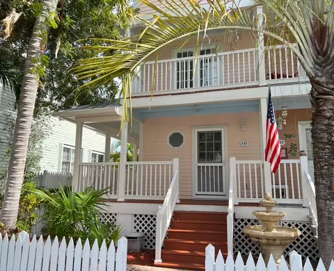 135 Golf Club Dr, Key West, FL 33040