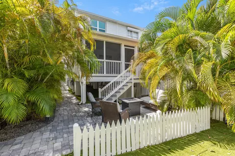 149 Golf Club Dr, Key West, FL 33040
