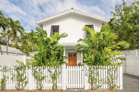 1319 Elizabeth St, Key West, FL 33040