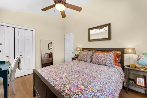 Bedroom - 1011 Snapper Ln, Key Largo, FL 33037 photo 2 of 4