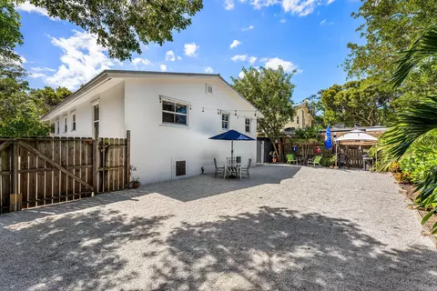Exterior - 1011 Snapper Ln, Key Largo, FL 33037 photo 8 of 12