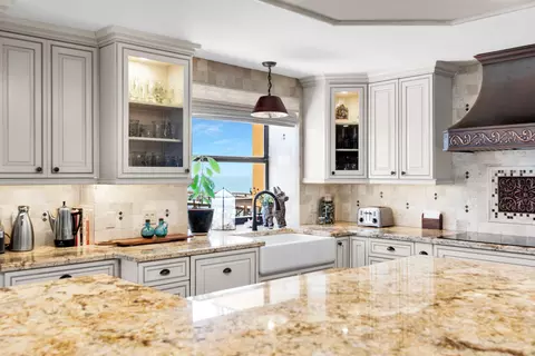 101 E Ocean Dr #C203, Key Colony Beach, FL 33051 photo 10