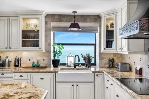 101 E Ocean Dr #C203, Key Colony Beach, FL 33051 photo 11