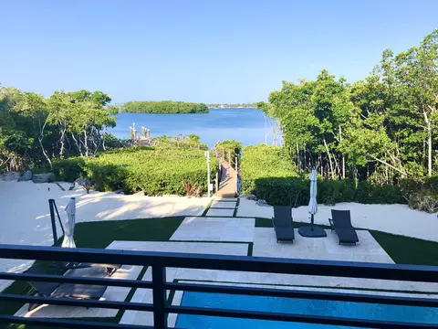49 Mutiny Pl, Key Largo, FL 33037 photo 2