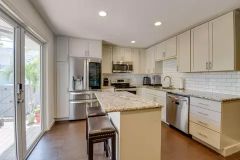 3227 Pearl Ave, Key West, FL 33040