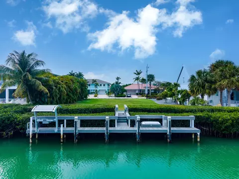 200 13th St, Key Colony, FL 33051
