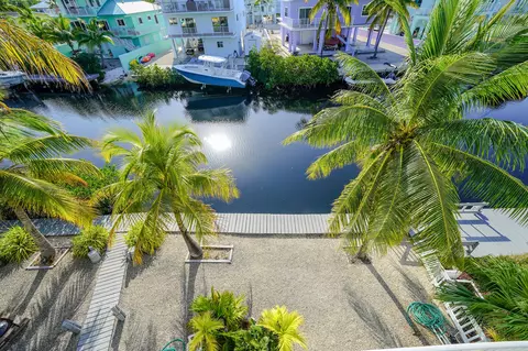View/Area - 116 5th Ln, Key Largo, FL 33037 photo 2 of 9