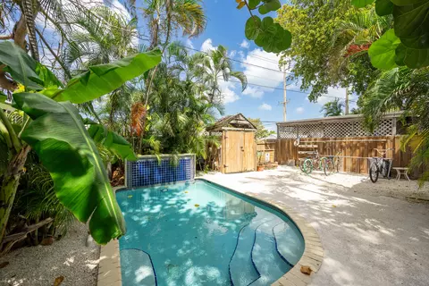 3208 Duck Ave, Key West, FL 33040