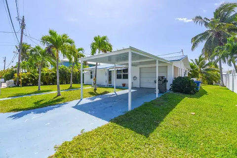 30328 Heron Ln, Big Pine Key, FL 33043