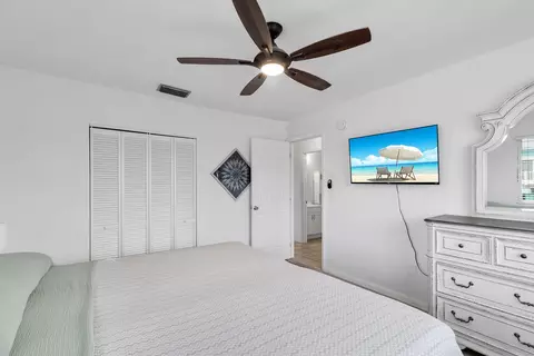Bedroom - 1199 73rd Street Ocean Street Ocean, Marathon, FL 33050 photo 3 of 6