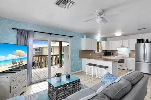 Living - 1199 73rd Street Ocean Street Ocean, Marathon, FL 33050 photo 3 of 4