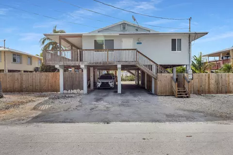 Exterior - 1199 73rd Street Ocean Street Ocean, Marathon, FL 33050 photo 2 of 9