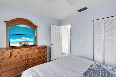 Bedroom - 1199 73rd Street Ocean Street Ocean, Marathon, FL 33050 photo 6 of 6