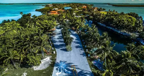 Undisclosed, Shark Key, FL 33040 photo 3