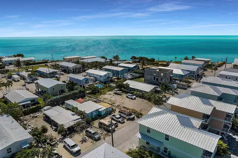 Undisclosed, Marathon, FL 33050 photo 4