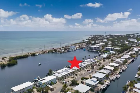 200 El Capitan Dr #B4, Islamorada, FL 33036