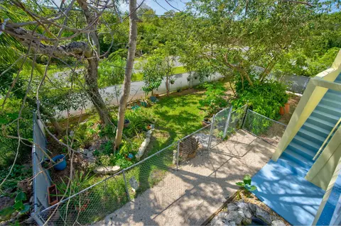 Exterior - 29366 Lucrecia St, Big Pine Key, FL 33043 photo 6 of 16